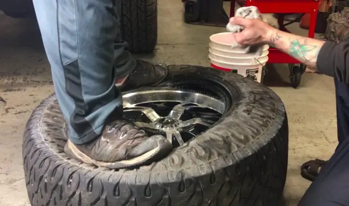 How Much Does It Cost To Put A Tire On The Rim?